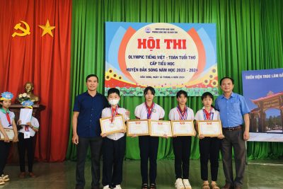QĐ Công nhận và khen thưởng cho HS tham gia Hội thi Olympic Tiếng Việt – Toán tuổi thơ cấp huyện năm học 2023 – 2024